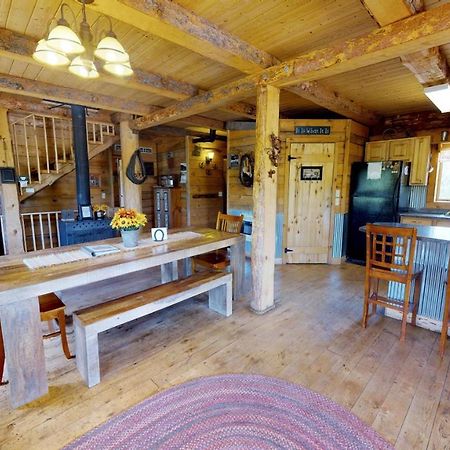 Canyon View Family Cabin, Deck, Tv Room, Games, Bbq, Campfire Monticello Exteriör bild