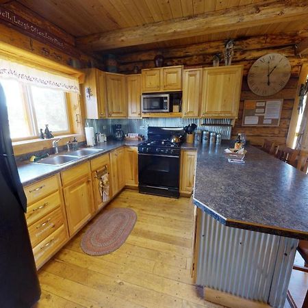 Canyon View Family Cabin, Deck, Tv Room, Games, Bbq, Campfire Monticello Exteriör bild