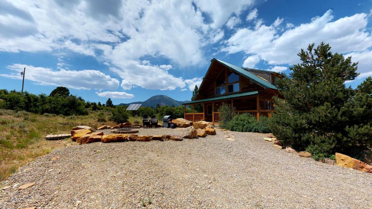 Canyon View Family Cabin, Deck, Tv Room, Games, Bbq, Campfire Monticello Exteriör bild